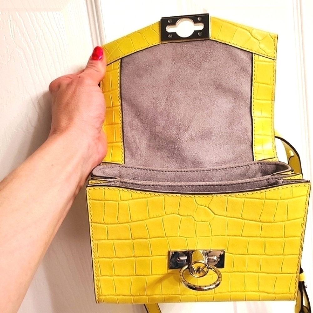 MICHAEL KORS HENDRIX SHOULDER FLAP BAG YELLOW CROC GENUINE LEATHER CROSSBODY - Picture 3 of 15